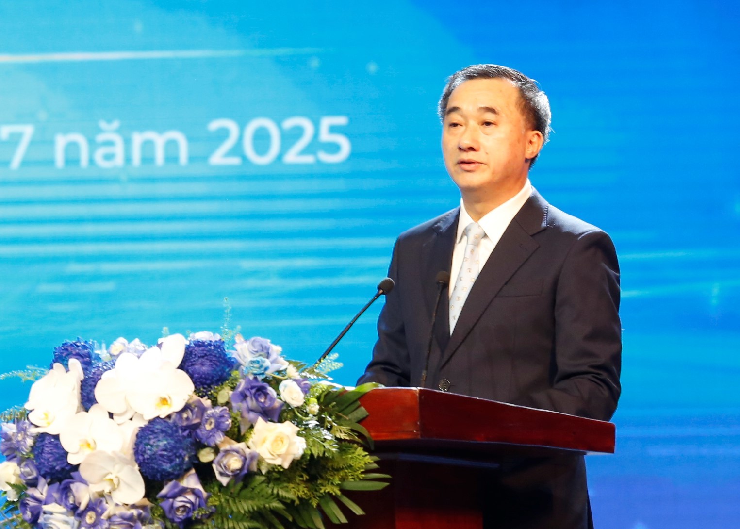 Bệnh viện Phụ sản Trung ương đón nhận Huân chương Lao động hạng Ba