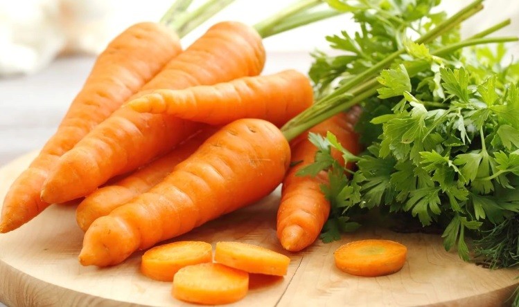 6 thực phẩm hỗ trợ giảm cơn đau đầu gối