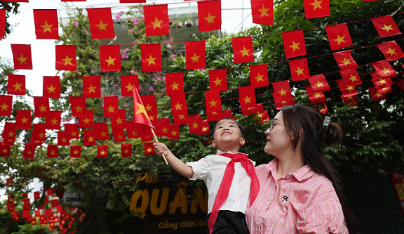 Lễ Quốc khánh 2/9 năm 2025: Người lao động được nghỉ mấy ngày, có được nghỉ liền mạch?