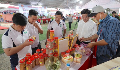 ocop tiep suc tay ninh bao ton va phat huy tinh hoa nghe truyen thong