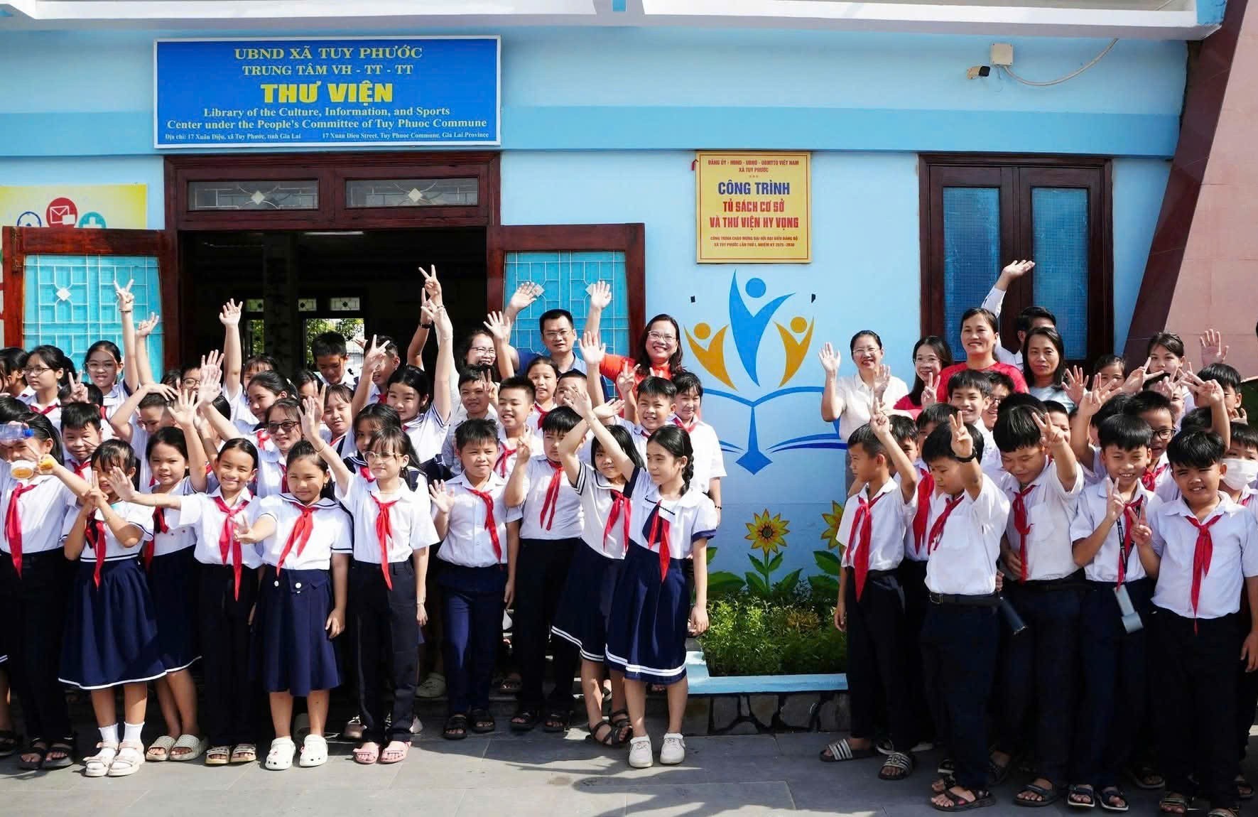 Gia Lai: Thắp sáng tri thức từ “Tủ sách ở cơ sở và Thư viện Hy vọng” xã Tuy Phước Gia Lai: Thắp sáng tri thức từ “Tủ sách ở cơ sở và Thư viện Hy vọng” xã Tuy Phước