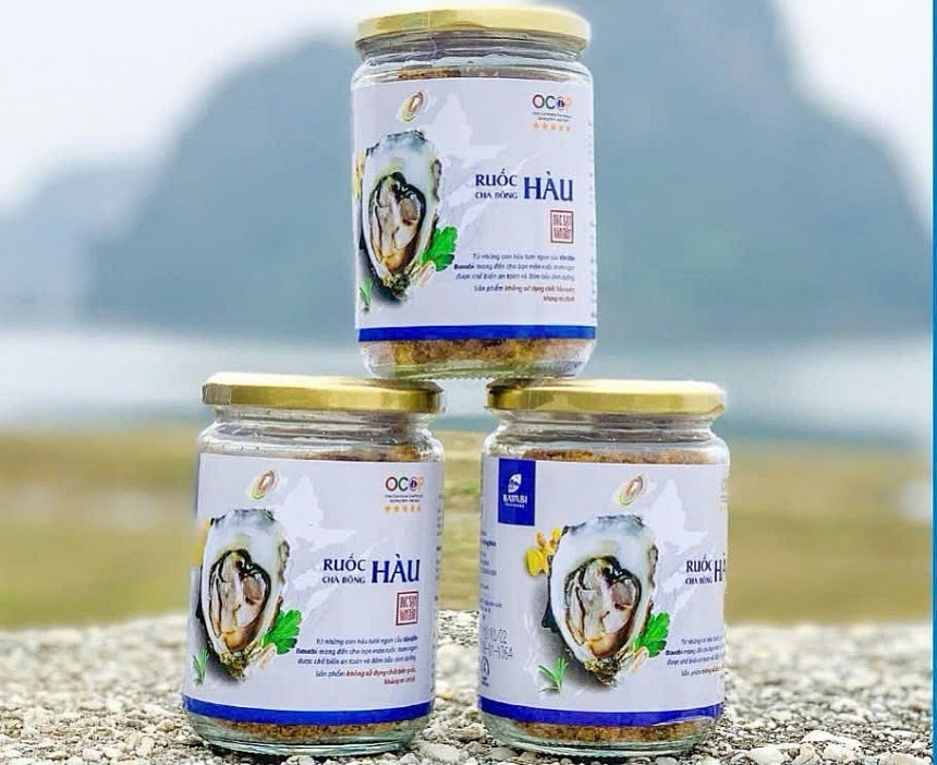 Ruốc hàu (của Công ty TNHH Sản xuất và Thương mại Thủy sản Quảng Ninh - Bavabi) là sản phẩm đạt chuẩn OCOP đầu tiên của tỉnh Quảng Ninh. Ruốc hàu (của Công ty TNHH Sản xuất và Thương mại Thủy sản Quảng Ninh - Bavabi) là sản phẩm đạt chuẩn OCOP đầu tiên của tỉnh Quảng Ninh.