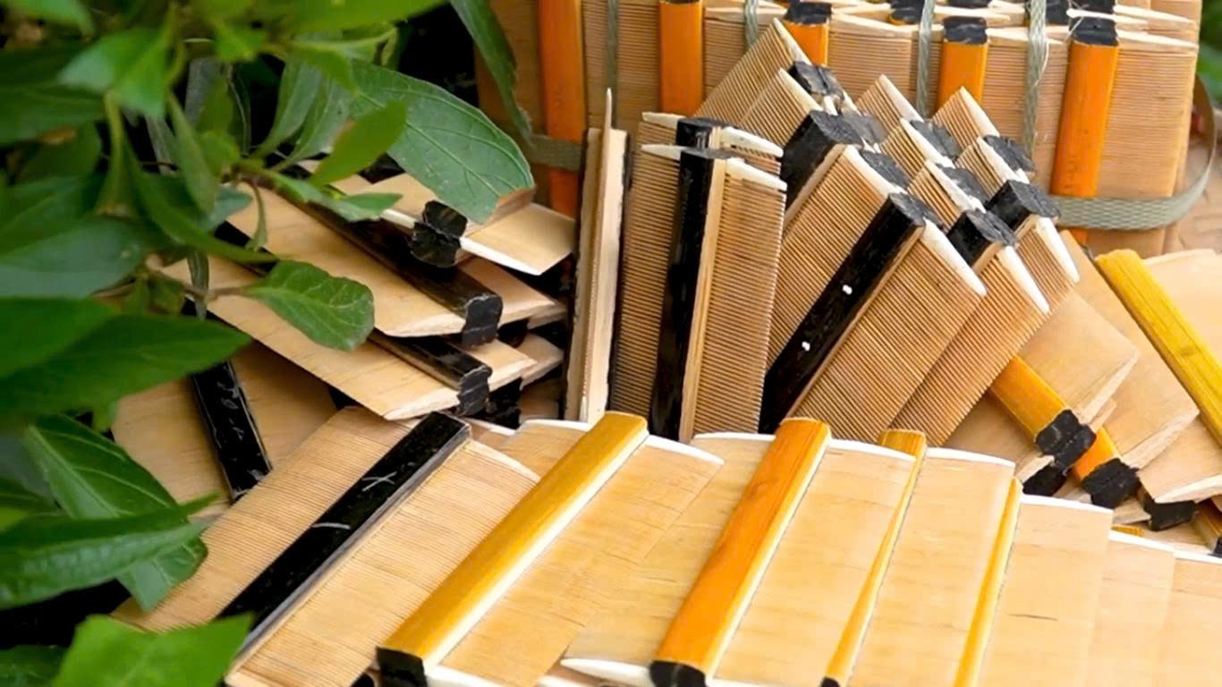 Làng Vạc - Nơi chiếc lược kể chuyện văn hóa của người Việt Làng Vạc - Nơi chiếc lược kể chuyện văn hóa của người Việt