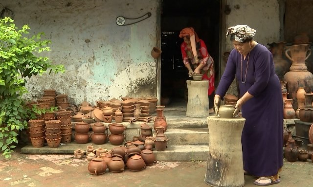 Di sản gốm Chăm Bàu Trúc: Bảo tồn để phát triển Di sản gốm Chăm Bàu Trúc: Bảo tồn để phát triển