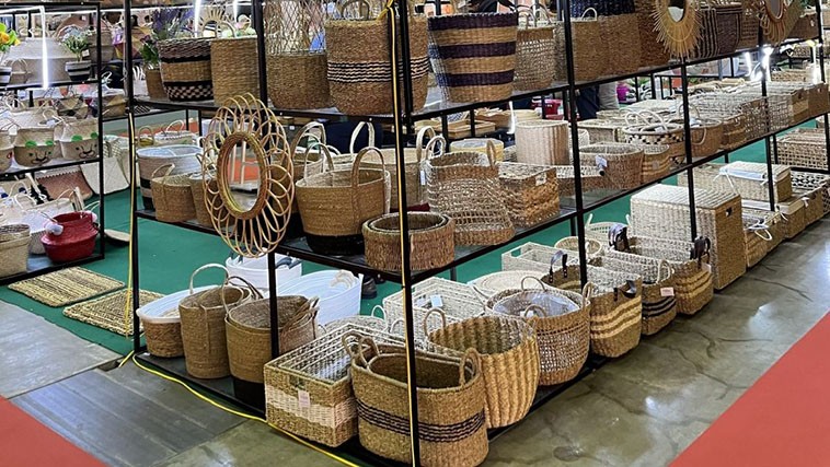 Nghệ An cần có giải pháp về khai thác, quy hoạch vùng nguyên liệu bền vững phục vụ ngành thủ công mỹ nghệ Nghệ An cần có giải pháp về khai thác, quy hoạch vùng nguyên liệu bền vững phục vụ ngành thủ công mỹ nghệ