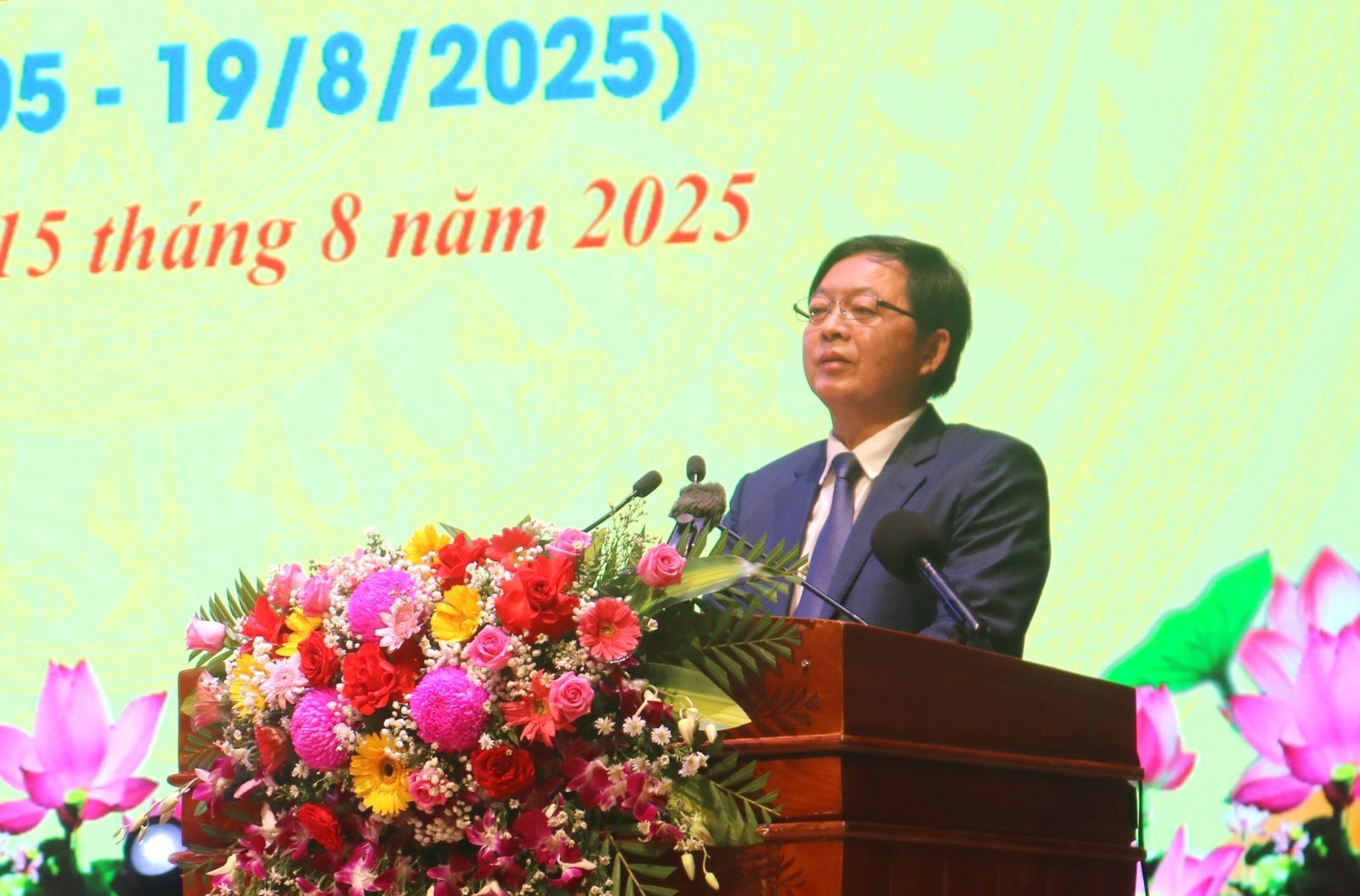 Lực lượng Công an tỉnh Gia Lai vững bước cùng dân tộc trong sự nghiệp xây dựng và bảo vệ Tổ quốc Lực lượng Công an tỉnh Gia Lai vững bước cùng dân tộc trong sự nghiệp xây dựng và bảo vệ Tổ quốc