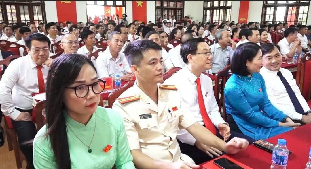 Đại hội Đại biểu Đảng bộ xã Vật Lại lần thứ nhất NK 2025 -2030 thành công tốt đẹp. Đại hội Đại biểu Đảng bộ xã Vật Lại lần thứ nhất NK 2025 -2030 thành công tốt đẹp.