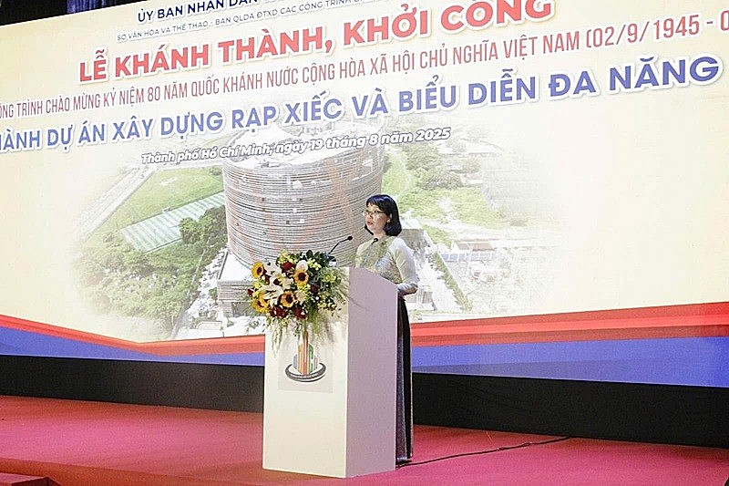 Bà Trần Thị Diệu Thúy, Phó Chủ tịch UBND TP. HCM chia sẻ niềm vui khi Rạp xiếc và Biểu diễn Đa năng Phú Thọ sắp đưa vào hoạt động Bà Trần Thị Diệu Thúy, Phó Chủ tịch UBND TP. HCM chia sẻ niềm vui khi Rạp xiếc và Biểu diễn Đa năng Phú Thọ sắp đưa vào hoạt động