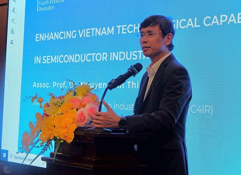 Một số tham luận liên quan đến ngành công nghiệp bán dẫn được trình bày sau lễ công bố Liên minh 