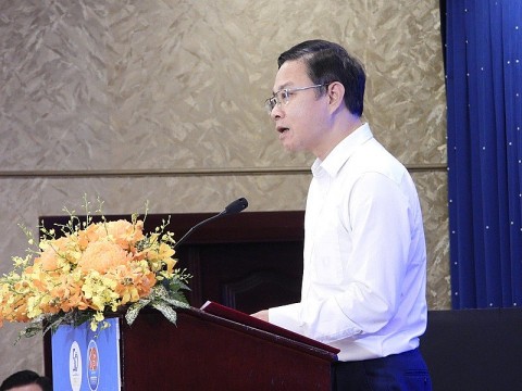 ngoai giao tp hcm can gan ket chat che giua trung uong va dia phuong