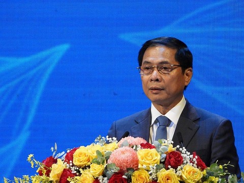 boi canh moi ngoai giao tp hcm can lam gi de hoi nhap hieu qua