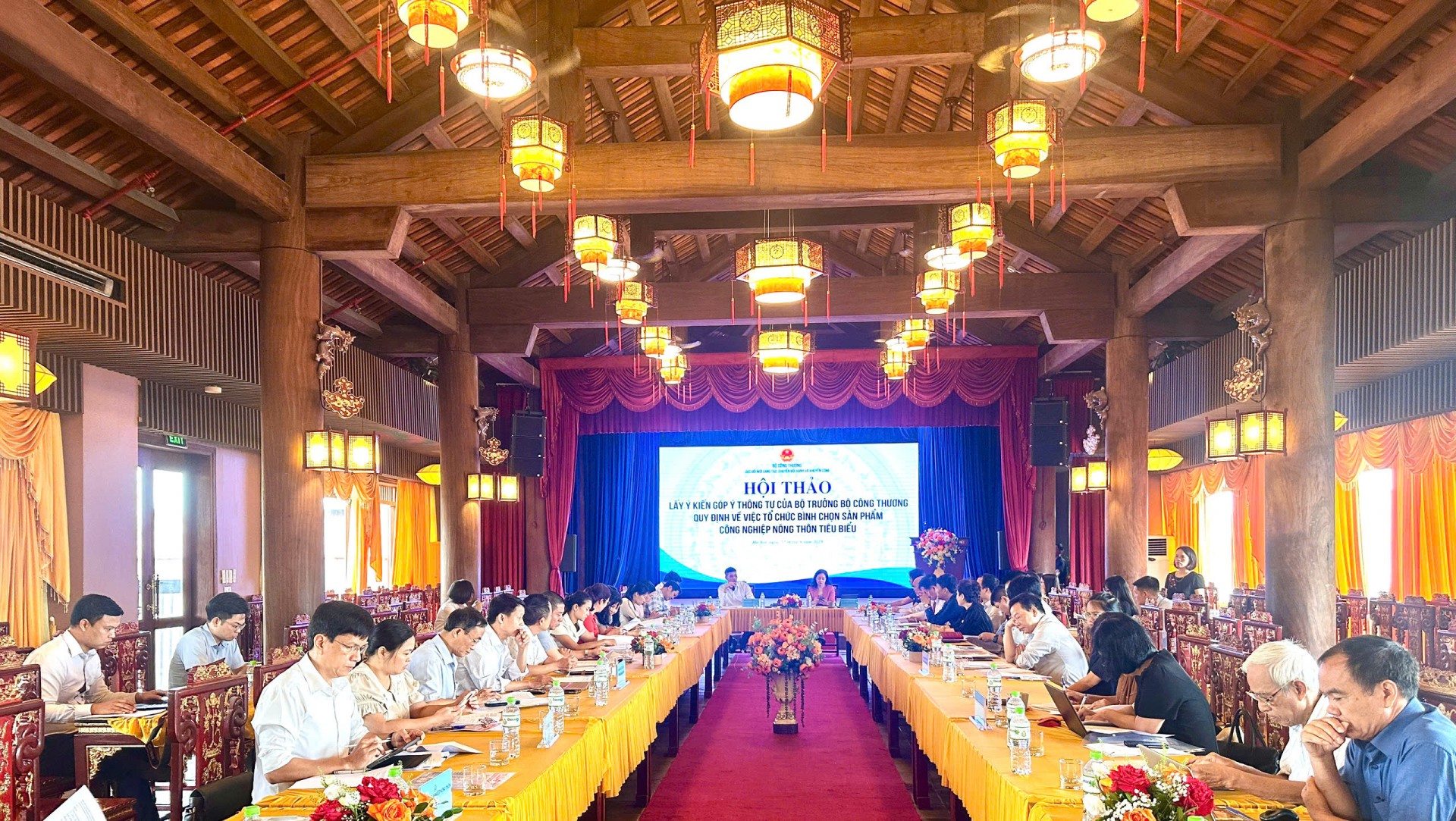 Bộ Công Thương tổ chức Hội thảo lấy ý kiến đóng góp cho Dự thảo Thông tư về việc tổ chức bình chọn sản phẩm công nghiệp nông thôn tiêu biểu