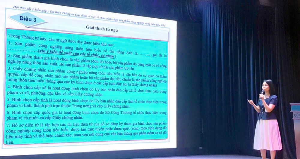 Bộ Công Thương tổ chức Hội thảo lấy ý kiến đóng góp cho Dự thảo Thông tư về việc tổ chức bình chọn sản phẩm công nghiệp nông thôn tiêu biểu