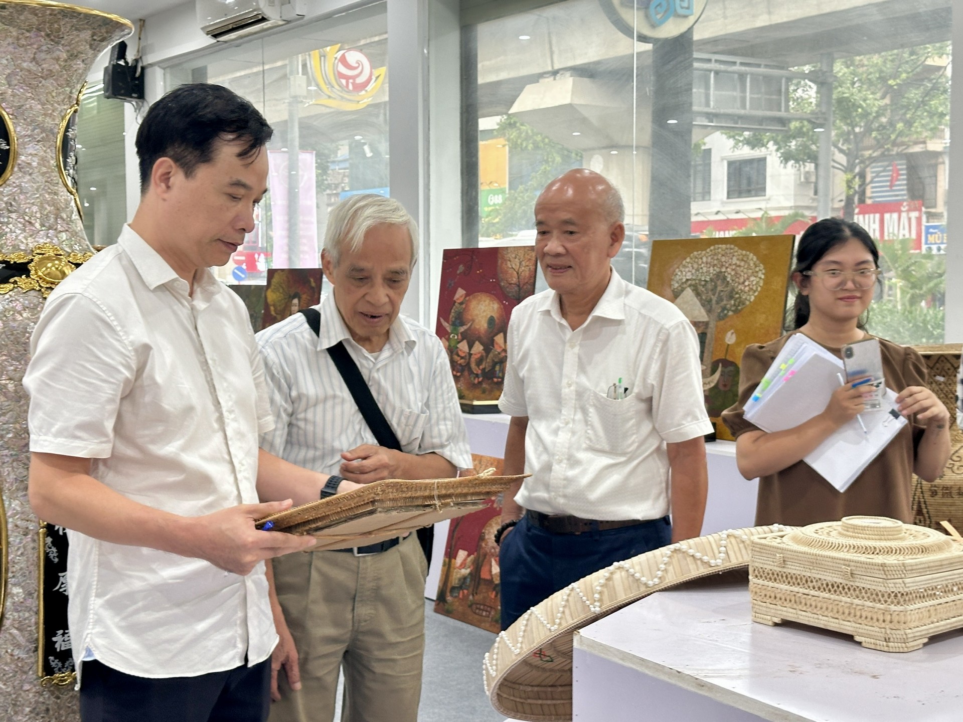 Hà Nội tổ chức chấm sản phẩm thủ công mỹ nghệ năm 2025