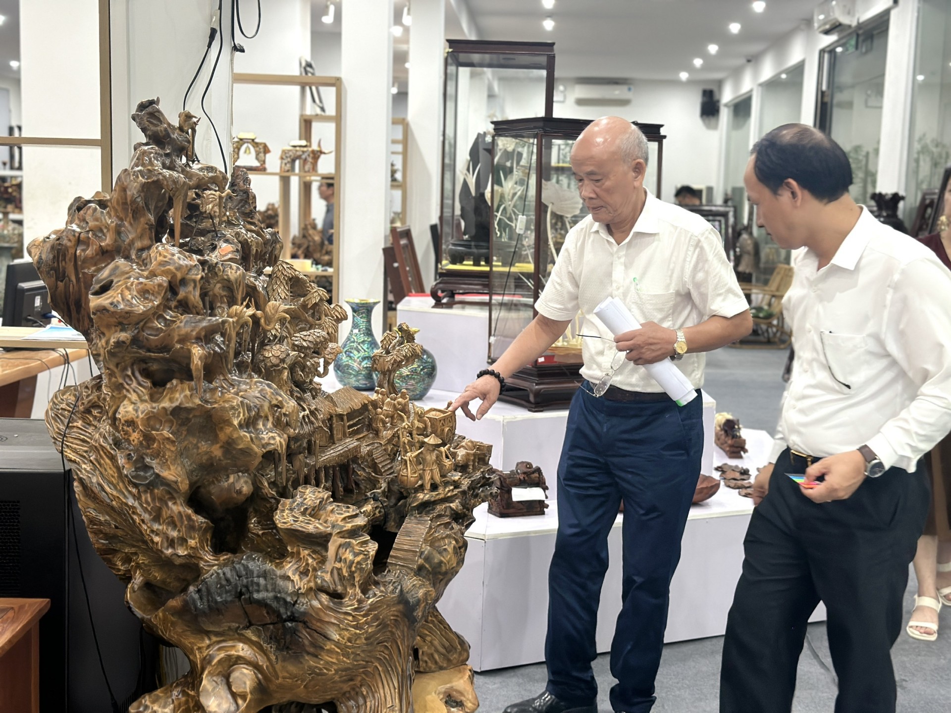 Hà Nội tổ chức chấm sản phẩm thủ công mỹ nghệ năm 2025