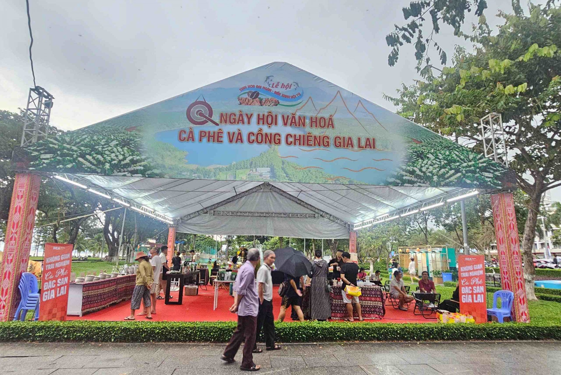 Lễ hội “Tinh hoa Đại ngàn - Biển xanh hội tụ” bản giao hưởng nghệ thuật - văn hóa - du lịch đặc sắc của Gia Lai Lễ hội “Tinh hoa Đại ngàn - Biển xanh hội tụ” bản giao hưởng nghệ thuật - văn hóa - du lịch đặc sắc của Gia Lai