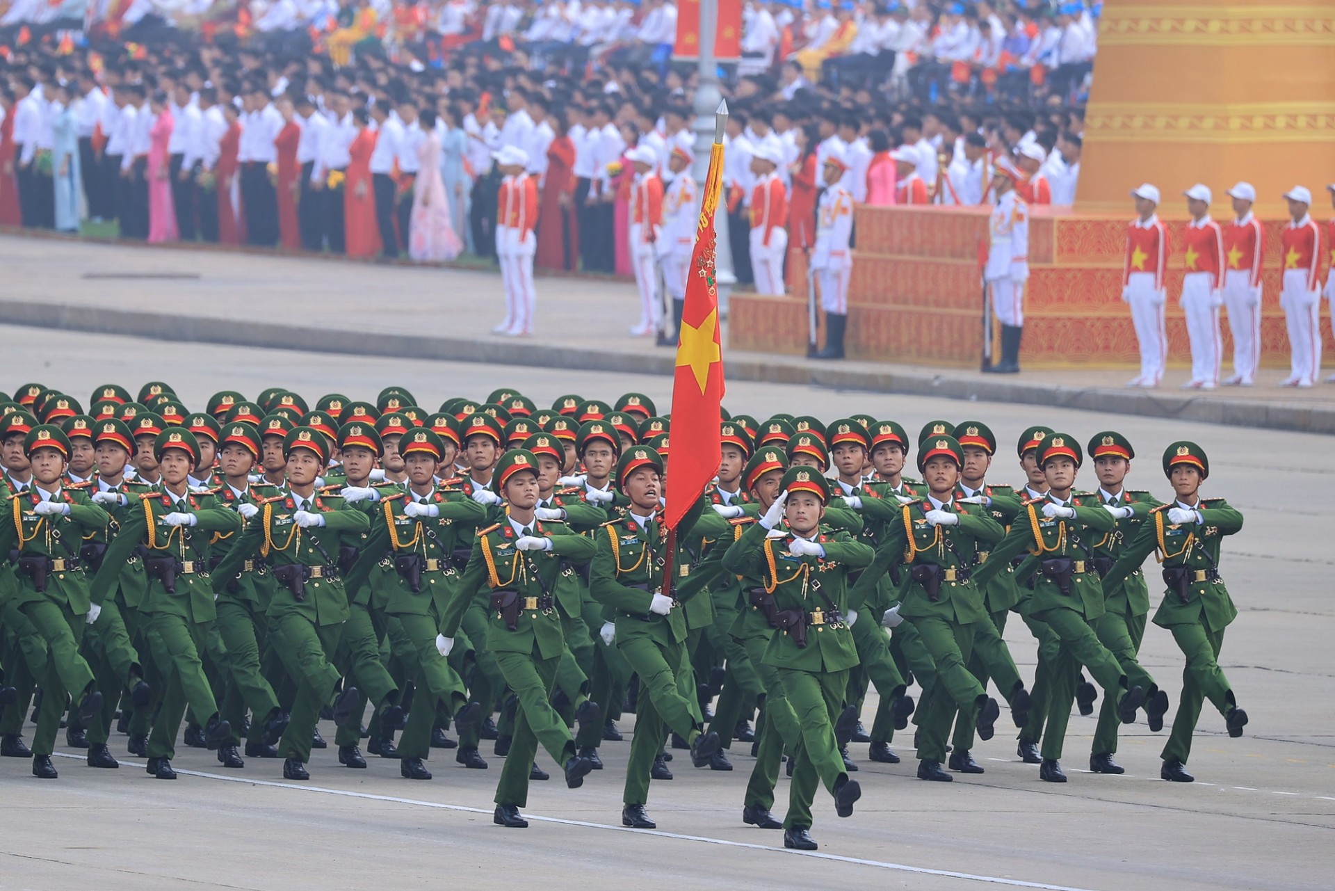 Khối nam sĩ quan Cảnh sát nhân dân - Ảnh: VGP/Nhật Bắc Khối nam sĩ quan Cảnh sát nhân dân - Ảnh: VGP/Nhật Bắc