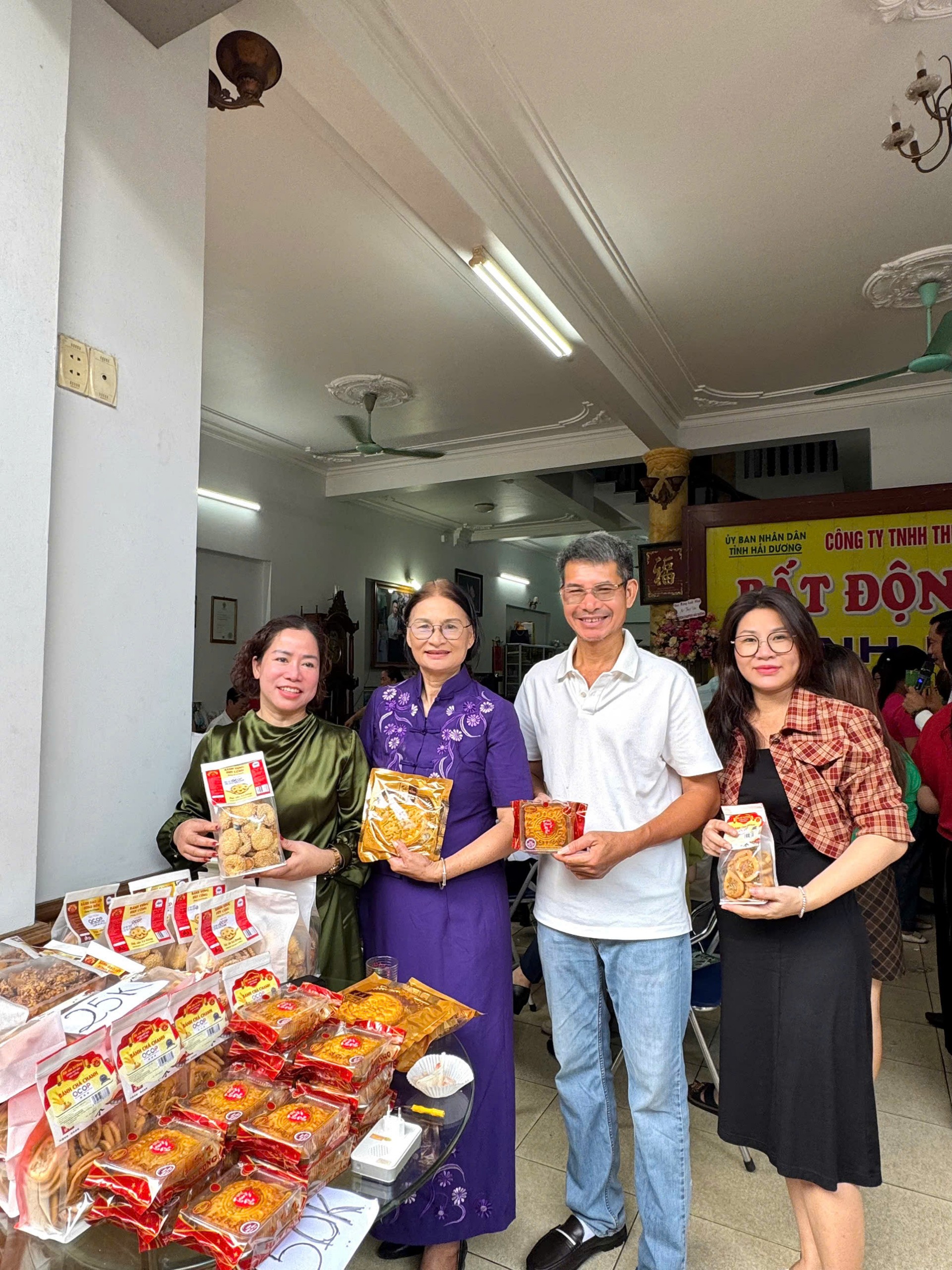 Ra mắt hiệp hội OCOP & Doanh nhân DNS Ra mắt hiệp hội OCOP & Doanh nhân DNS