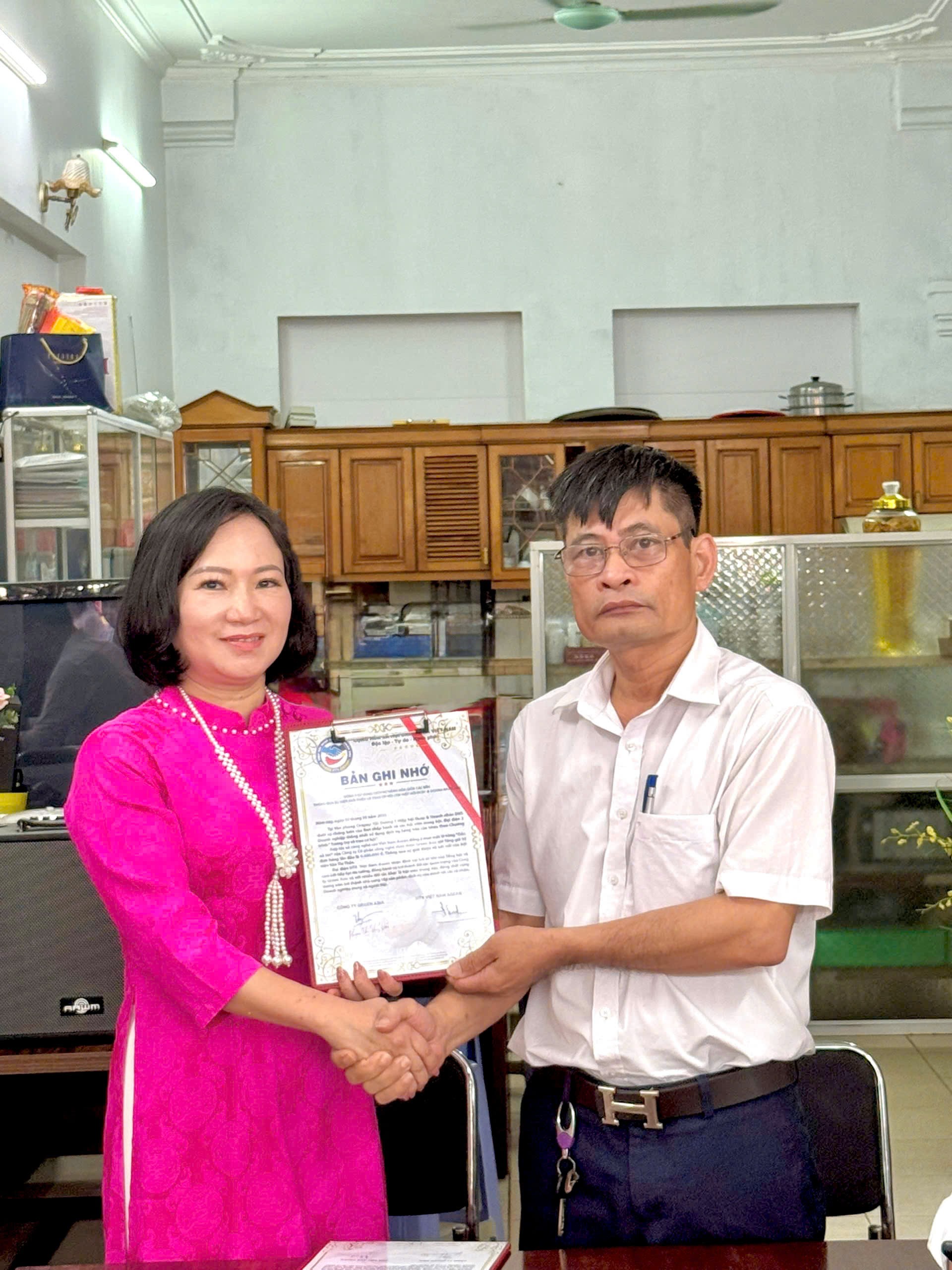 Ra mắt hiệp hội OCOP & Doanh nhân DNS "Chapter Hải Dương" Ra mắt hiệp hội OCOP & Doanh nhân DNS "Chapter Hải Dương"