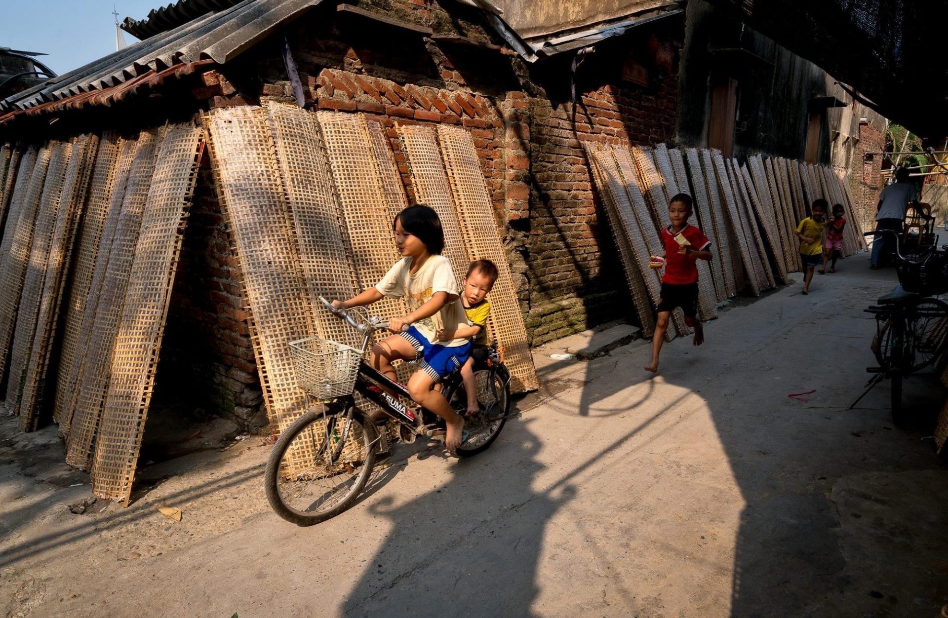 Giữ hồn làng nghề bánh đa nem trăm năm tuổi ở Thổ Hà Giữ hồn làng nghề bánh đa nem trăm năm tuổi ở Thổ Hà