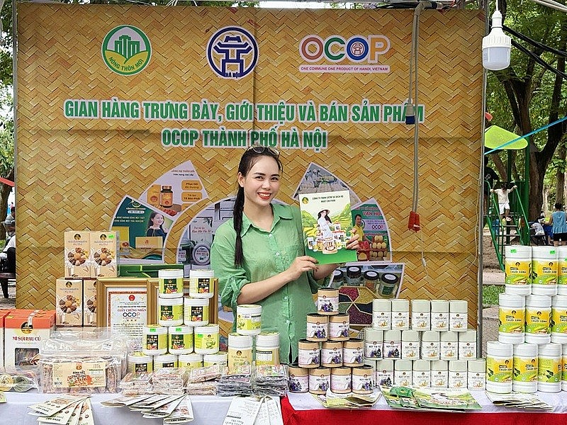 Đạt doanh hiệu OCOP năm 2024 trở thành động lực để chị Chi cùng đội ngũ doanh nghiệp tiếp tục vững bước, thổi hồn vào nông sản Việt, trở thành câu chuyện đầy cảm hứng Đạt doanh hiệu OCOP năm 2024 trở thành động lực để chị Chi cùng đội ngũ doanh nghiệp tiếp tục vững bước, thổi hồn vào nông sản Việt, trở thành câu chuyện đầy cảm hứng