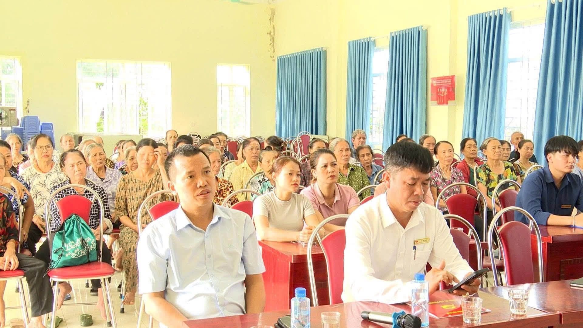 Khai giảng lớp đào tạo nghề và giải quyết việc làm cho lao động nông thôn Khai giảng lớp đào tạo nghề và giải quyết việc làm cho lao động nông thôn