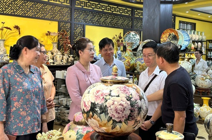 15 cá nhân ở xã Bát Tràng được đề nghị xét tặng danh hiệu nghệ nhân Hà Nội