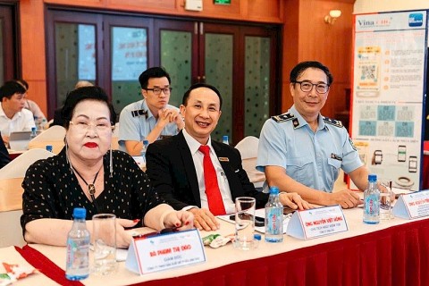 nan giai bai toan bao ve thuong hieu viet can them tuyen phong thu
