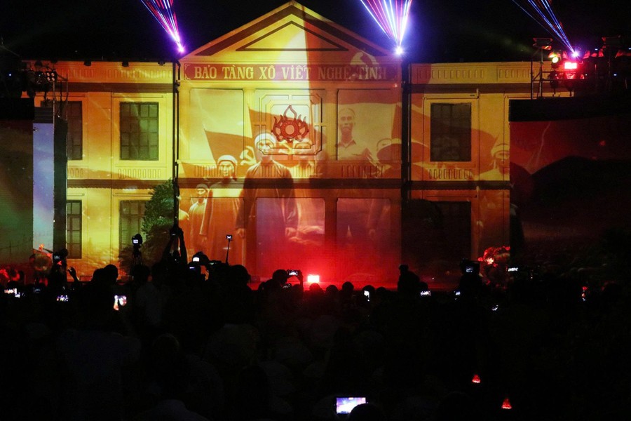 Nghệ An kỷ niệm 995 năm danh xưng và 95 năm Xô Viết Nghệ Tĩnh