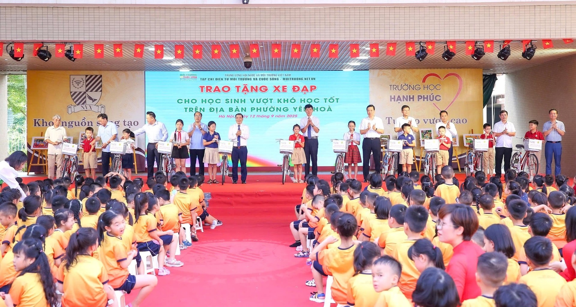 Phát động Cuộc thi vẽ tranh “Sân trường mơ ước của em” lan tỏa thông điệp xanh từ học đường Phát động Cuộc thi vẽ tranh “Sân trường mơ ước của em” lan tỏa thông điệp xanh từ học đường