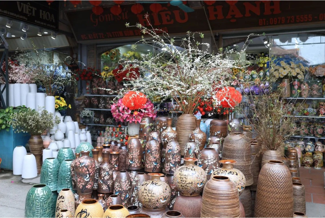 Làng gốm Bát Tràng kết nối di sản và hội nhập quốc tế Làng gốm Bát Tràng kết nối di sản và hội nhập quốc tế