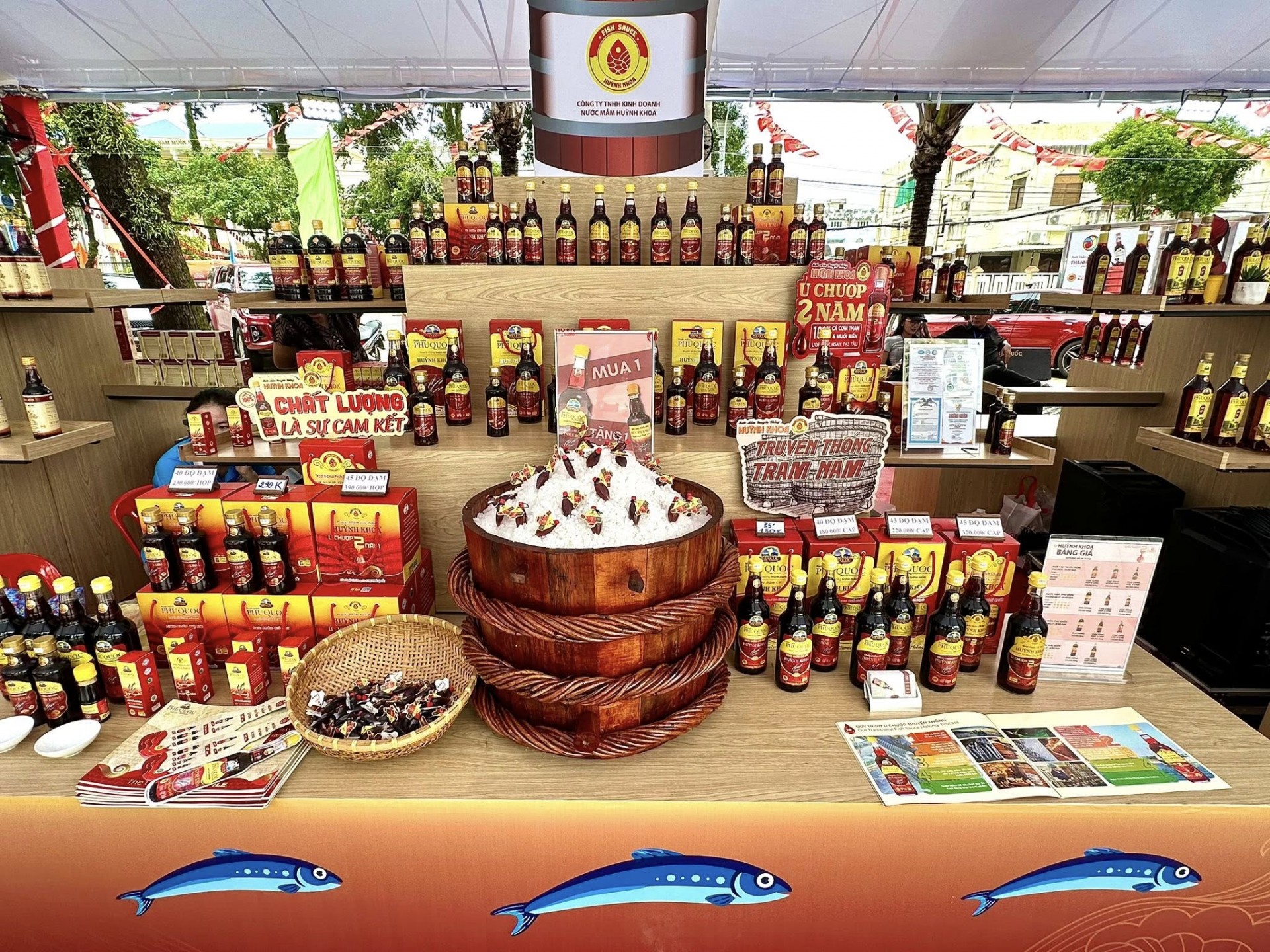 Nước mắm Huỳnh Khoa – Hương vị An Giang chạm chuẩn OCOP 5 sao