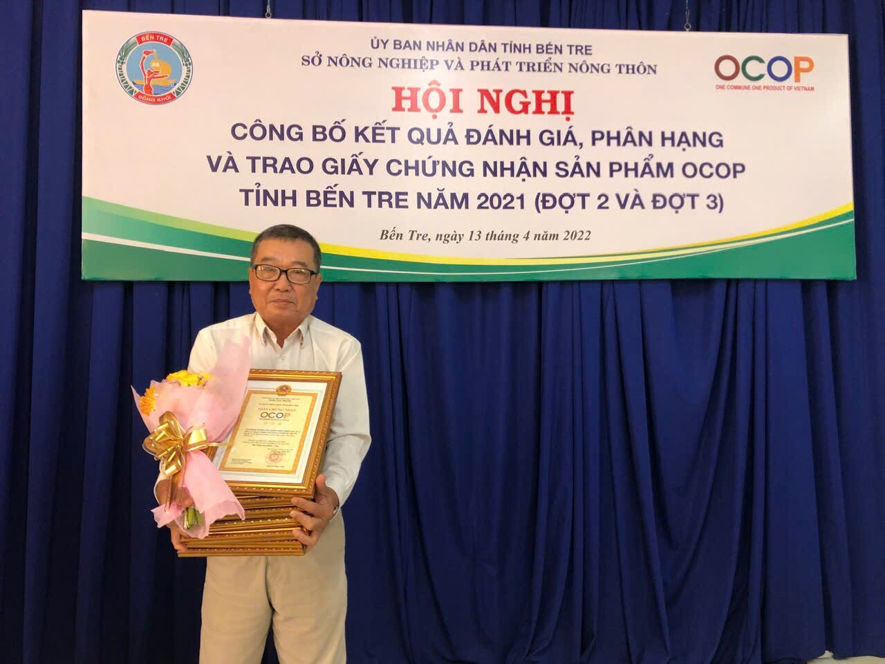 Vĩnh Long: Khởi nghiệp tuổi xế chiều, người đàn ông U80 thành công với sản phẩm OCOP