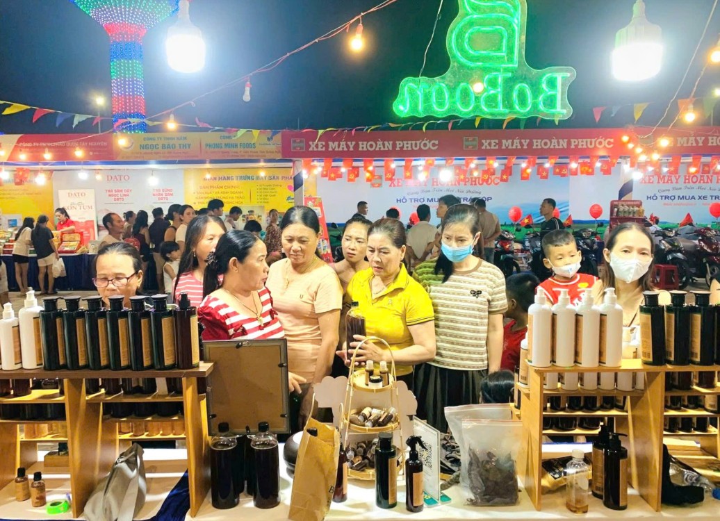 Cơ hội kết nối sản phẩm vùng miền tại Đặc khu Lý Sơn Cơ hội kết nối sản phẩm vùng miền tại Đặc khu Lý Sơn