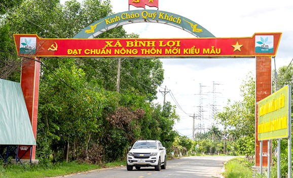 Bình Lợi, xã nông thôn mới kiểu mẫu đầu tiên của Đồng Nai Bình Lợi, xã nông thôn mới kiểu mẫu đầu tiên của Đồng Nai