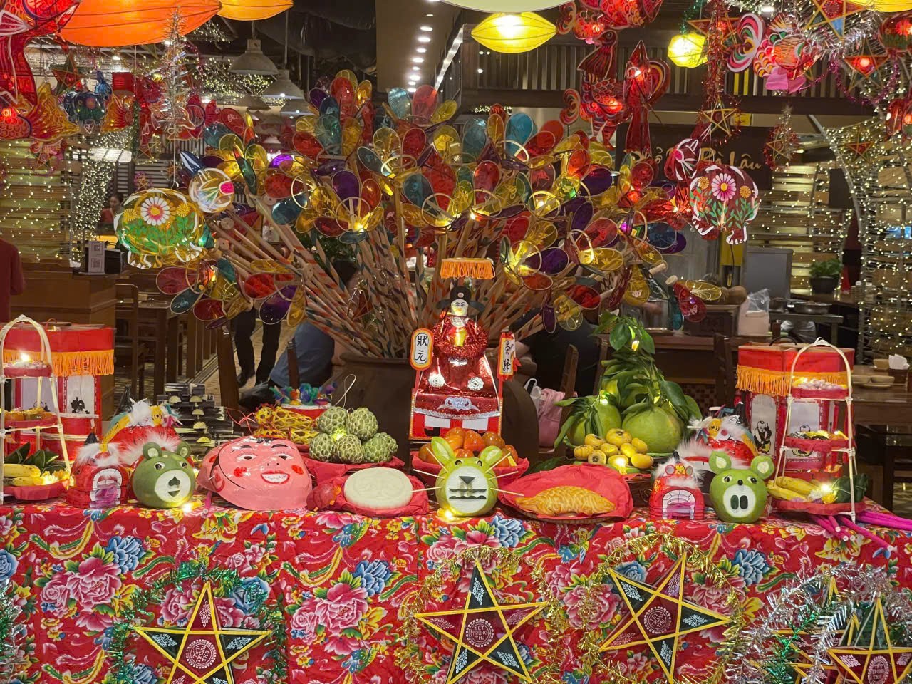 Tò he truyền thống “gây sốt” phố Hàng Mã dịp Trung thu