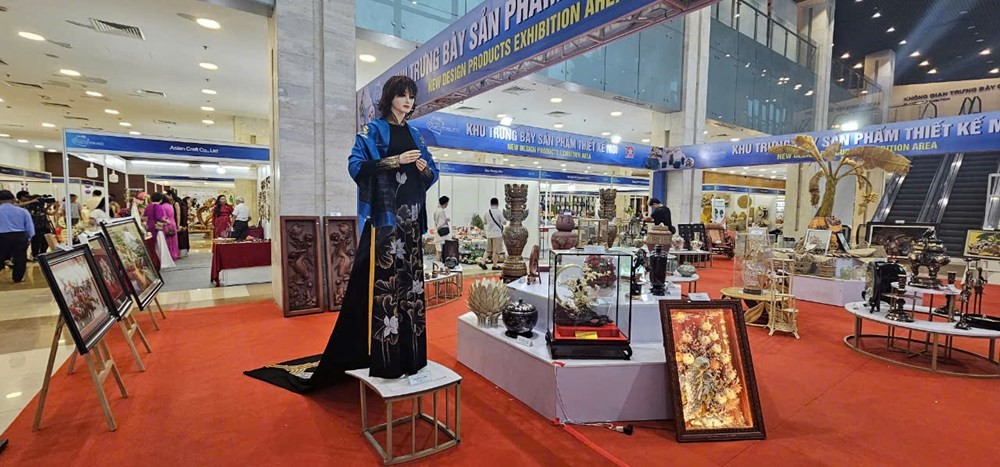 Phát huy tiềm năng, thế mạnh ngành thủ công mỹ nghệ trong phát triển du lịch Hà Nội