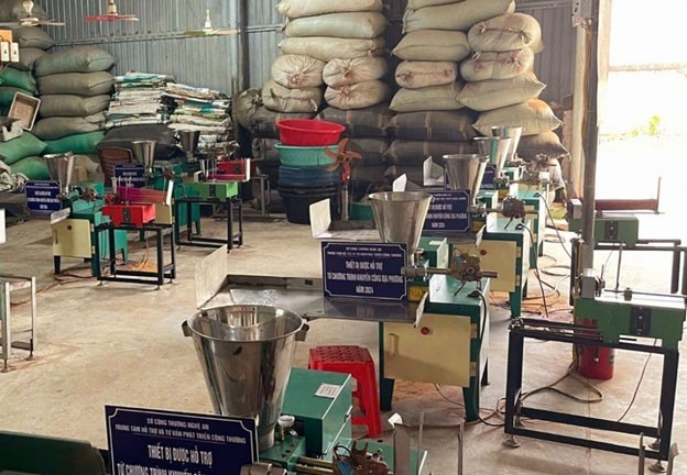 Kinh phí khuyến công địa phương hỗ trợ ứng dụng máy móc thiết bị tiên tiên trong sản xuất hương tại Hộ kinh doanh Lê Thị Thi