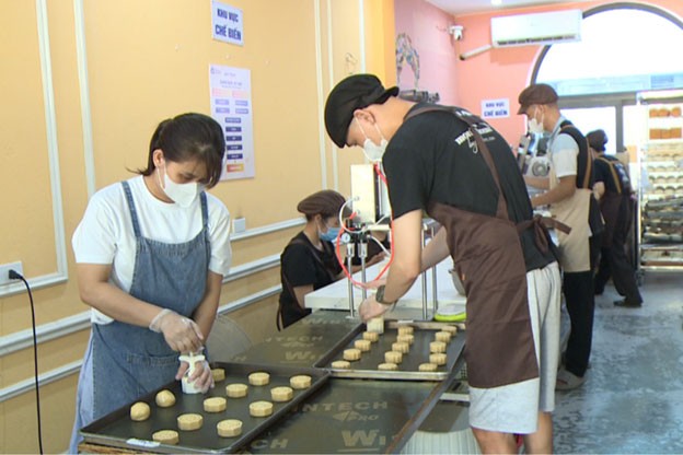 Bánh trung thu handmade ngày càng được nhiều người chọn mua Bánh trung thu handmade ngày càng được nhiều người chọn mua