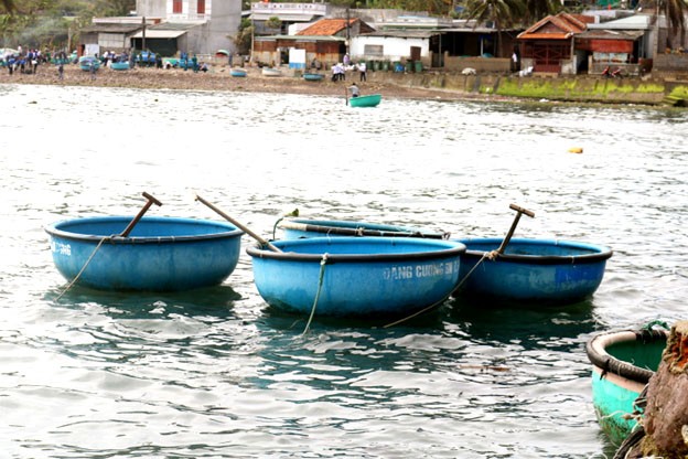 Chiếc thúng chai ngày ấy