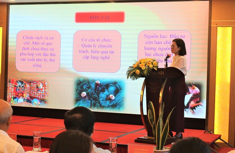 Đẩy mạnh bảo tồn và phát triển làng nghề Việt Nam trong giai đoạn mới Đẩy mạnh bảo tồn và phát triển làng nghề Việt Nam trong giai đoạn mới