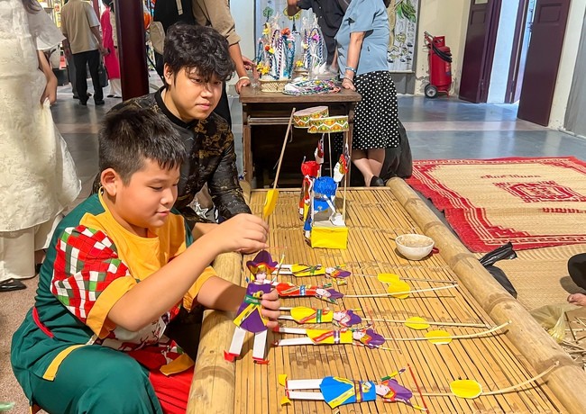 Tết Trung thu phố cổ Hà Nội 2025: Gìn giữ hồn cốt, lan tỏa sáng tạo Tết Trung thu phố cổ Hà Nội 2025: Gìn giữ hồn cốt, lan tỏa sáng tạo