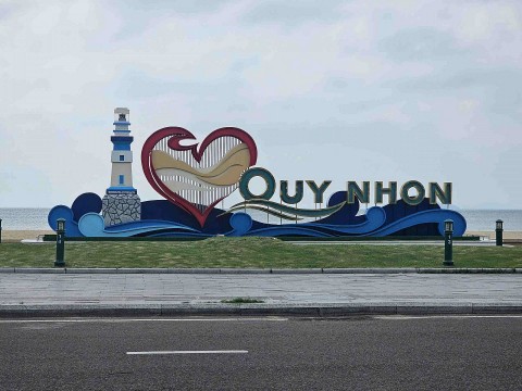 gia lai quy nhon tro thanh diem den du lich than thien xanh sach hang dau va phat trien ben vung