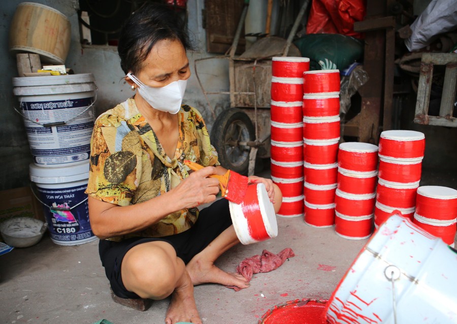 Làng Ông Hảo giữ hồn đồ chơi Trung thu truyền thống