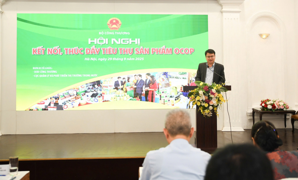 Đẩy mạnh ứng dụng chuyển đổi số và nâng chuẩn 4−5 sao cho sản phẩm OCOP