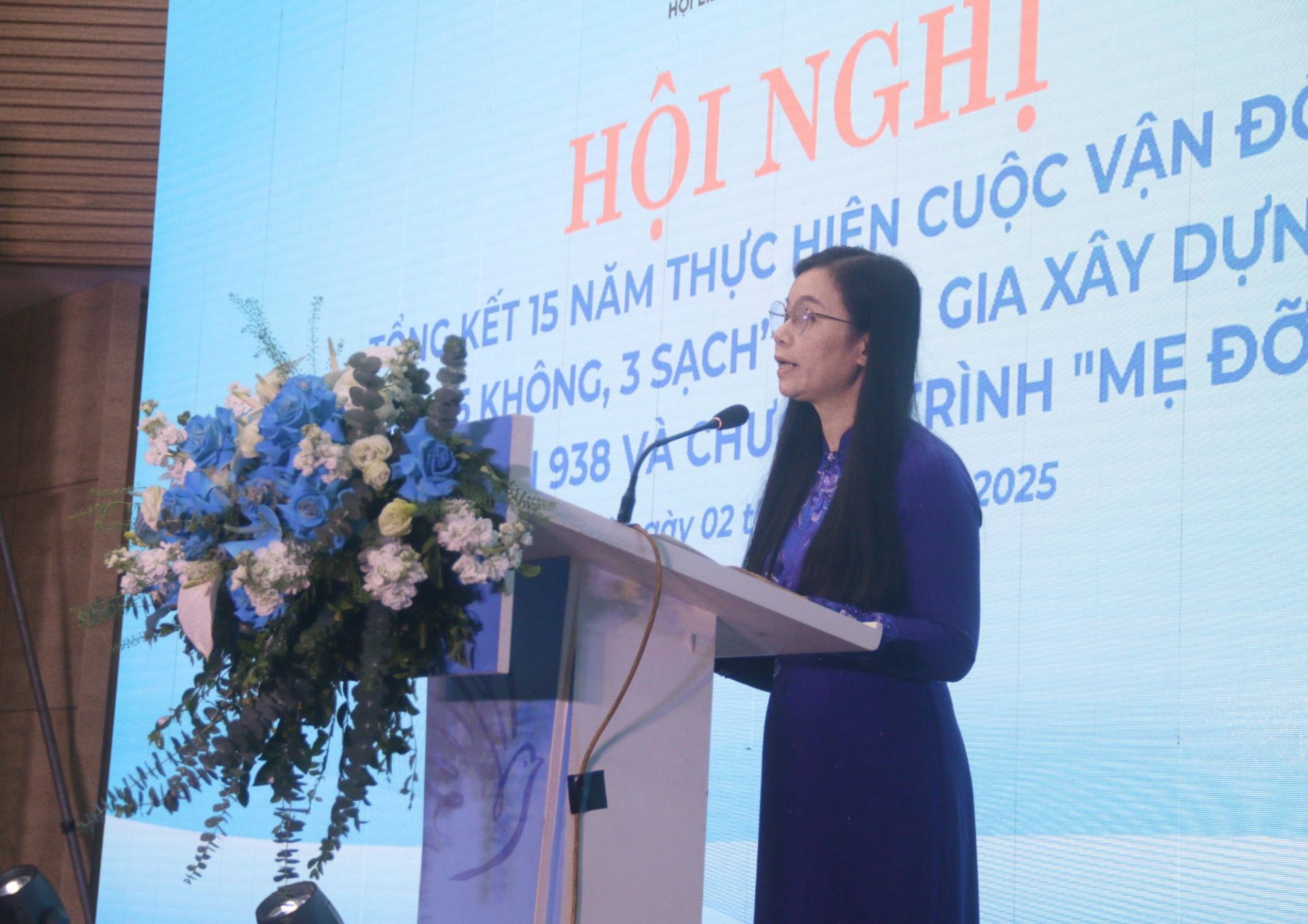 Nguyễn Thị Thu Hiền, phó chủ tịch Hội LHPN Việt Nam bế mạc Hội nghị. Nguyễn Thị Thu Hiền, phó chủ tịch Hội LHPN Việt Nam bế mạc Hội nghị.