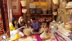 Ninh Bình bảo tồn và quảng bá làng nghề truyền thống gắn với du lịch