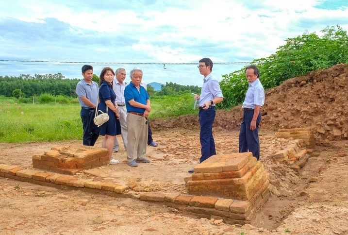 Phế tích tháp Phú Ân quần thể kiến trúc Champa quy mô lớn tại Gia Lai