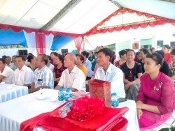 Xã Vật Lại (Hà Nội) : Khu phố Nhông- Thôn Nhông Nương Tụ khánh thành công trình "Đại Đoàn Kết