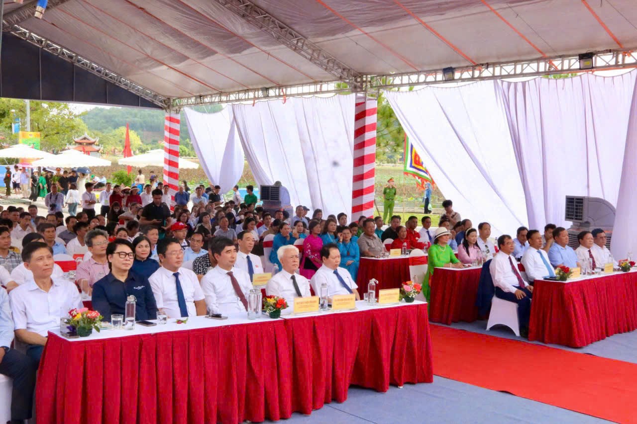 Hải Phòng Khai mạc tuần du lịch và xúc tiến thương mại tại đền Kiếp Bạc